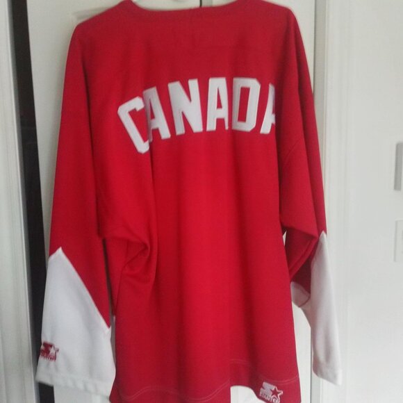 Team Canada hockey jersey - Picture 2 of 5